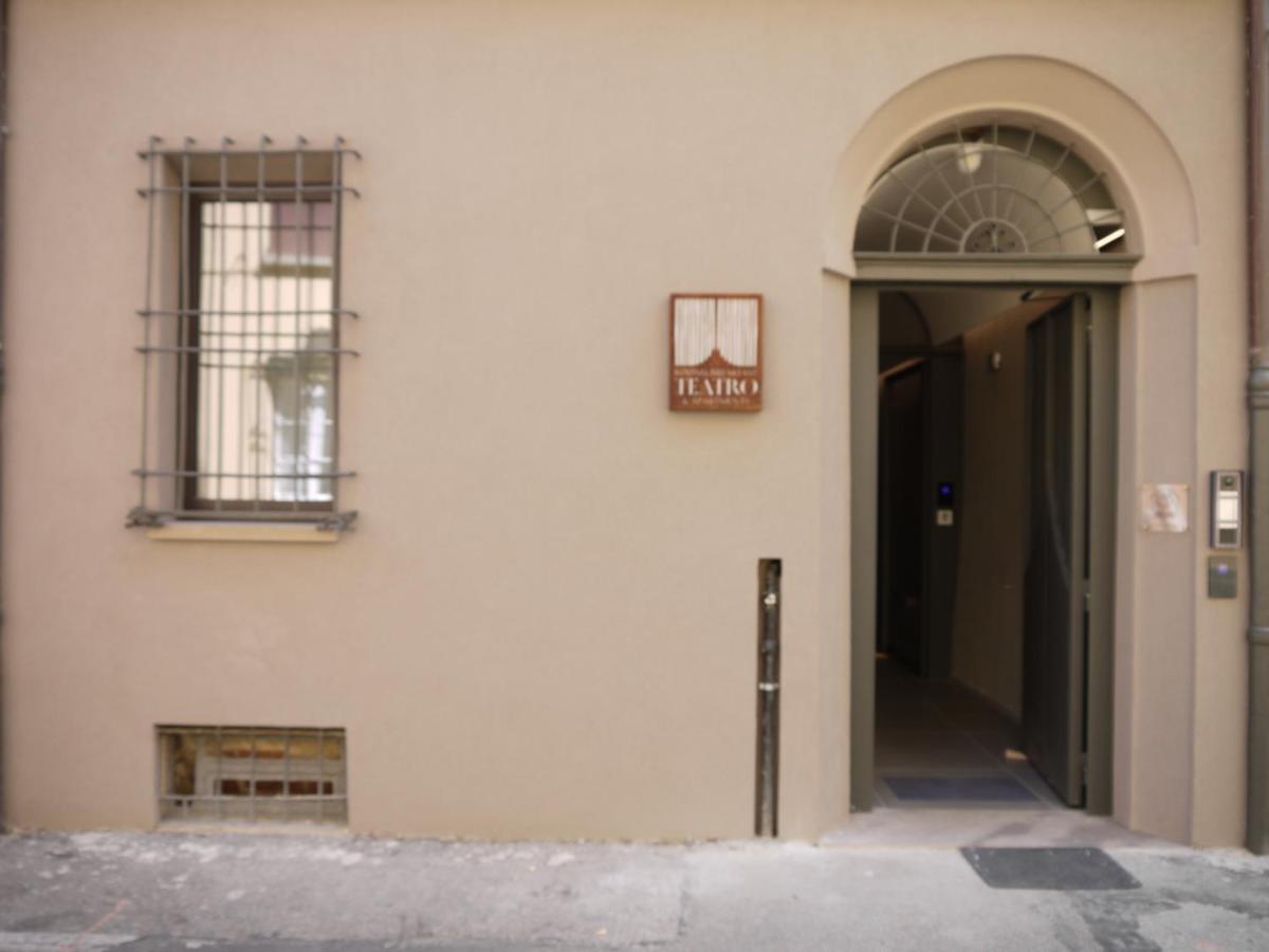 Rb Del Teatro&Apartaments Ίμολα Εξωτερικό φωτογραφία