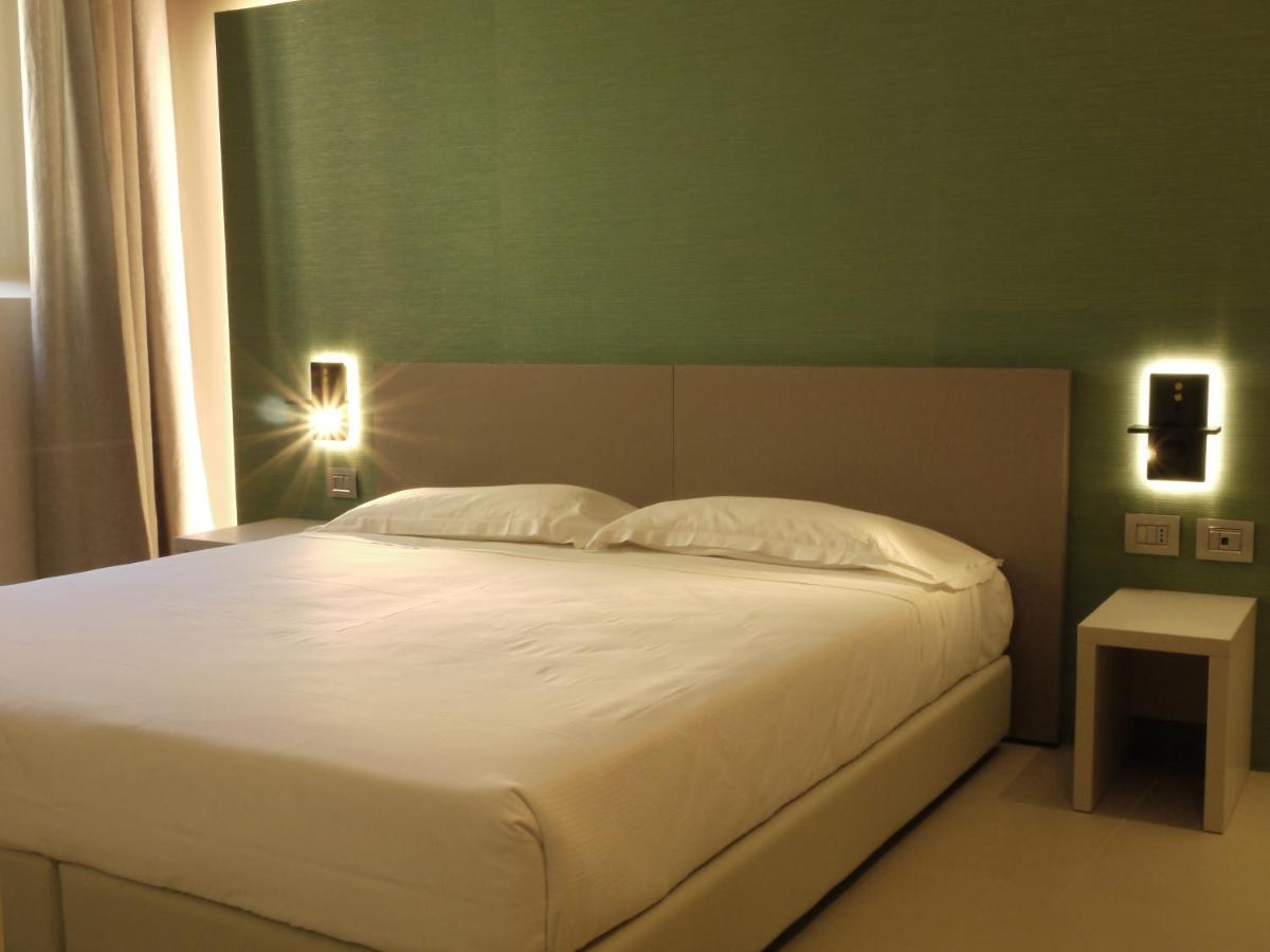 Rb Del Teatro&Apartaments Ίμολα Εξωτερικό φωτογραφία