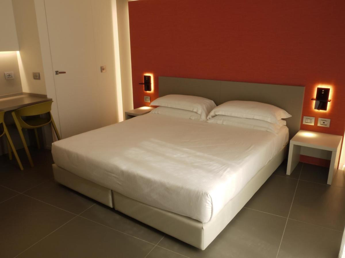 Rb Del Teatro&Apartaments Ίμολα Εξωτερικό φωτογραφία